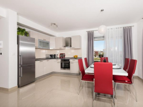 Отель Apartment Bingo  Трогир